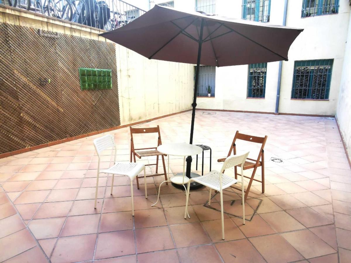Centrico Apartamento En Embajadores Apartment Madrid Luaran gambar